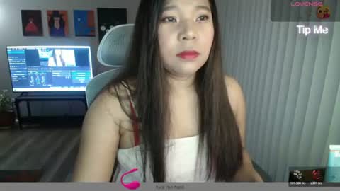 Snapshot of sheilyn_smith chatting on 07.25.26 sheilyn_smith online show from 07.25.26