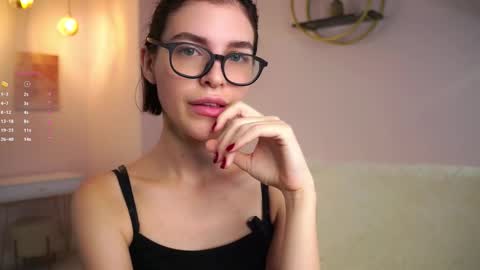 Snapshot of shelleyharn chatting on 09.25.25 Alex online show from 09.25.25