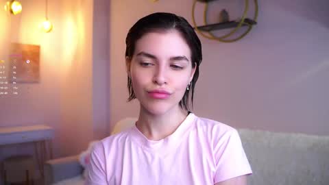 Snapshot of shelleyharn chatting on 09.28.25 Alex online show from 09.28.25