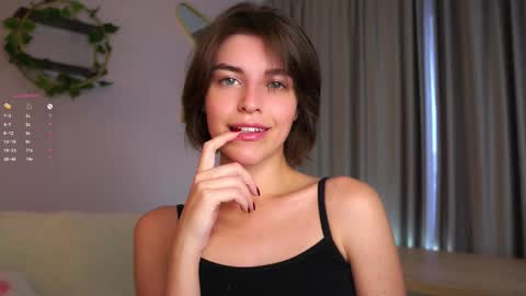 Snapshot of shelleyharn chatting on 10.13.25 Alex online show from 10.13.25