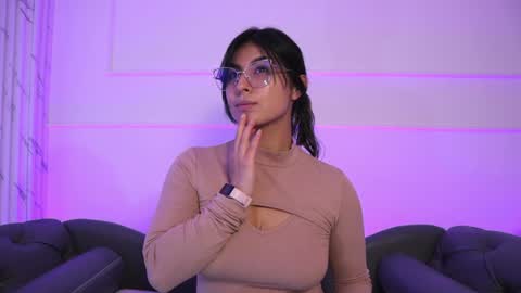  Transmission schedule Monday - Friday 715 am to 200 pm time Colombia  online show from 01.14.25