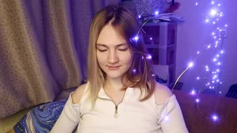 Snapshot of shelliegoza chatting on 06.28.26 Ashley online show from 06.28.26