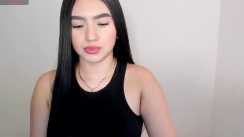 Snapshot of shelly_rohades chatting on 05.25.26 online show from 05.25.26
