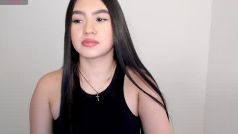 Snapshot of shellyrayhs1 chatting on 05.25.26 Shelly rayhs online show from 05.25.26