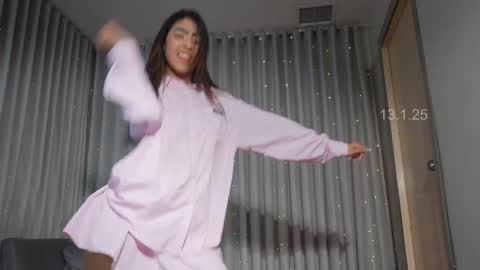  In instagram shena nomy online show from 01.14.25