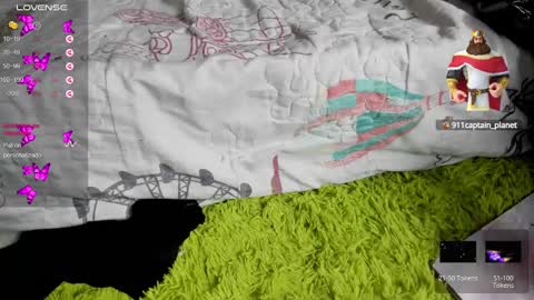 Snapshot of shengyi_blue chatting on 12.30.24  anyela7773 online show from 12.30.24