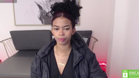 Snapshot of shenna_brunette_ chatting on 01.09.25 Shenna online show from 01.09.25