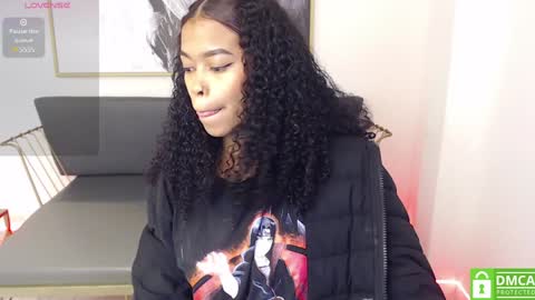 Snapshot of shenna_brunette_ chatting on 01.16.25 Shenna online show from 01.16.25