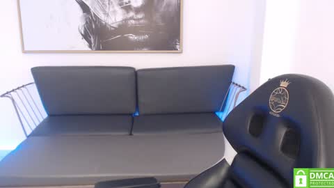 Snapshot of shenna_brunette_ chatting on 02.06.25 Shenna online show from 02.06.25