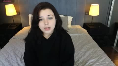 Snapshot of sheri_belton chatting on 12.16.25 sheri_belton online show from 12.16.25