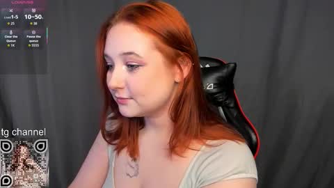 Snapshot of sherifka_ chatting on 12.18.25 Anna online show from 12.18.25