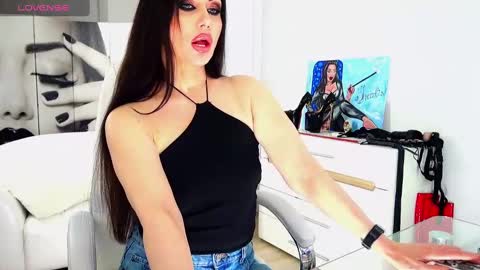 SherlisMoon  online show from 01.05.25