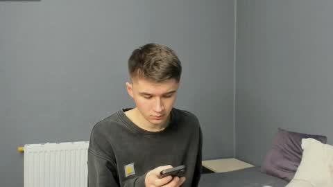 Max online show from 11.10.25