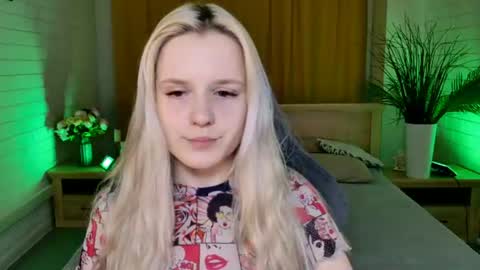 Snapshot of sherributlers chatting on 06.28.26 Sweet Sherri online show from 06.28.26