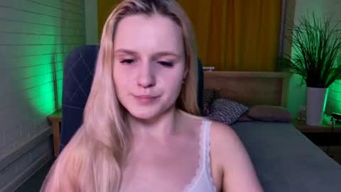 Snapshot of sherributlers chatting on 07.22.26 Sweet Sherri online show from 07.22.26