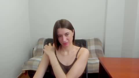 Snapshot of sherril_fox chatting on 12.12.24 sherril_fox online show from 12.12.24
