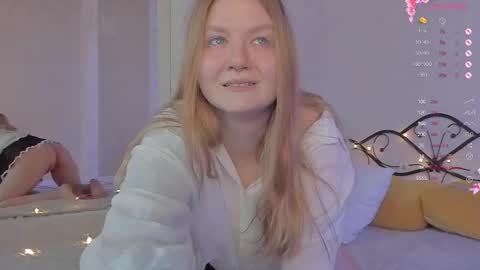 Snapshot of sherritate chatting on 12.17.25 Sherri online show from 12.17.25