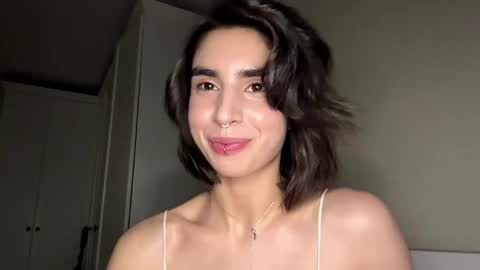 Snapshot of sheryllmafua chatting on 05.11.26 Amy online show from 05.11.26