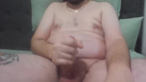 Snapshot of shiftysailor chatting on 10.15.25 shiftysailor online show from 10.15.25