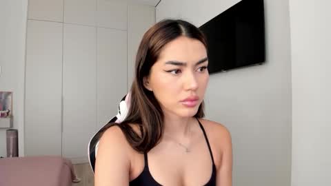 Snapshot of shineel chatting on 02.11.26 Shineel online show from 02.11.26