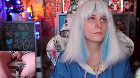 Im Lilu Rosenblum  Guys I have   ----Ill be glad to see you there online show from 01.20.25