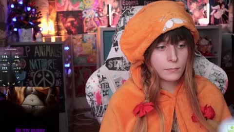 Im Lilu Rosenblum  Guys I have   ----Ill be glad to see you there online show from 01.24.25