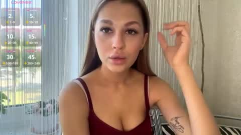 Snapshot of shirleepoma chatting on 06.19.26 Joli online show from 06.19.26