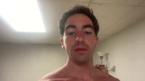 Snapshot of shirtlesshunk15 chatting on 06.17.26 shirtlesshunk15 online show from 06.17.26