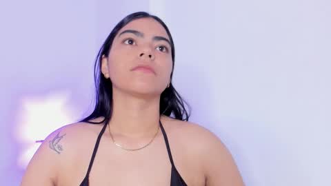 shizuka 11  online show from 10.22.25