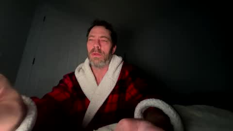 Snapshot of shmodave chatting on 01.20.25 shmodave online show from 01.20.25