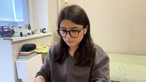 Marie online show from 07.12.26