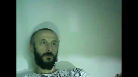 Snapshot of shooter_coool chatting on 12.08.24 shooter_coool online show from 12.08.24
