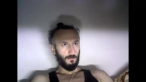 Snapshot of shooter_coool chatting on 02.02.25 shooter_coool online show from 02.02.25