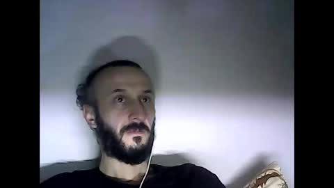 Snapshot of shooter_coool chatting on 02.04.25 shooter_coool online show from 02.04.25