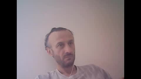 Snapshot of shooter_coool chatting on 02.13.25 shooter_coool online show from 02.13.25