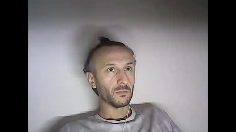 Snapshot of shooter_coool chatting on 02.14.25 shooter_coool online show from 02.14.25
