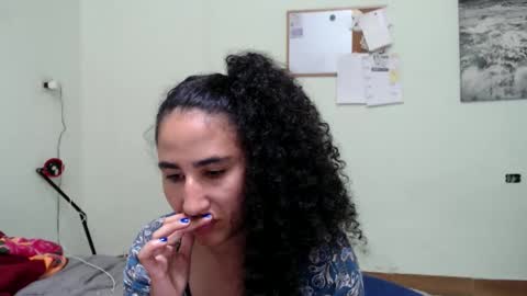 Snapshot of shopia_scarlet chatting on 09.30.25 Sofia online show from 09.30.25