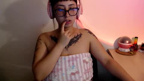 Snapshot of shopie_hank chatting on 09.11.25 Shopie Hank online show from 09.11.25