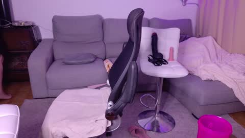 Snapshot of showmebbw chatting on 01.27.25 Mimi online show from 01.27.25