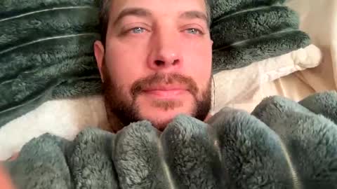 Snapshot of shubby420 chatting on 02.01.25 YeahBoi420 online show from 02.01.25