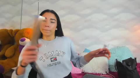 ZUMY ANGELS online show from 09.12.25