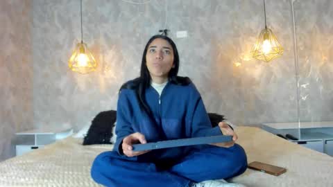 ZUMY ANGELS online show from 10.14.25