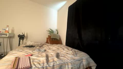 Snapshot of shurthingxx chatting on 02.25.25 shurthingxx online show from 02.25.25