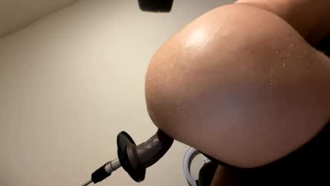 Snapshot of shurthingxx chatting on 11.24.25 shurthingxx online show from 11.24.25