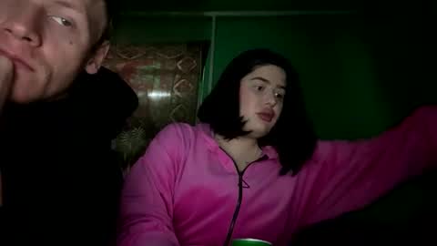 shy_couple_cute online show from 02.14.25