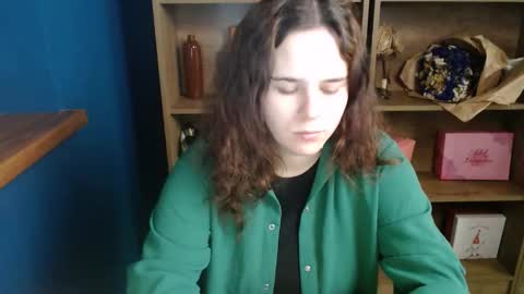 shy_lil online show from 10.18.25