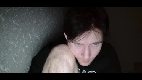 Snapshot of shy_matthew chatting on 09.19.25 Matthew online show from 09.19.25