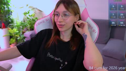 Snapshot of shy_or_horny chatting on 04.01.26 HI i am Marcy online show from 04.01.26