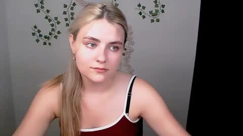 Snapshot of shy_sabrina_ chatting on 06.30.26 shy_sabrina_ online show from 06.30.26