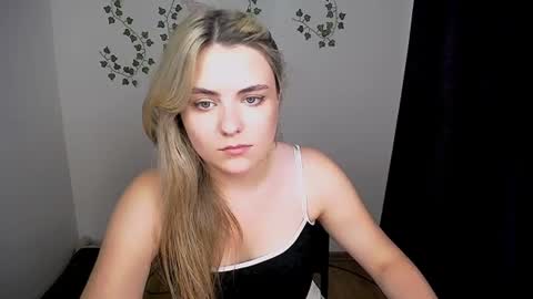 Snapshot of shy_sabrina_ chatting on 07.20.26 shy_sabrina_ online show from 07.20.26